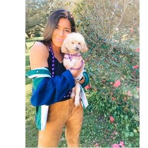 Meet your Posher, Angela